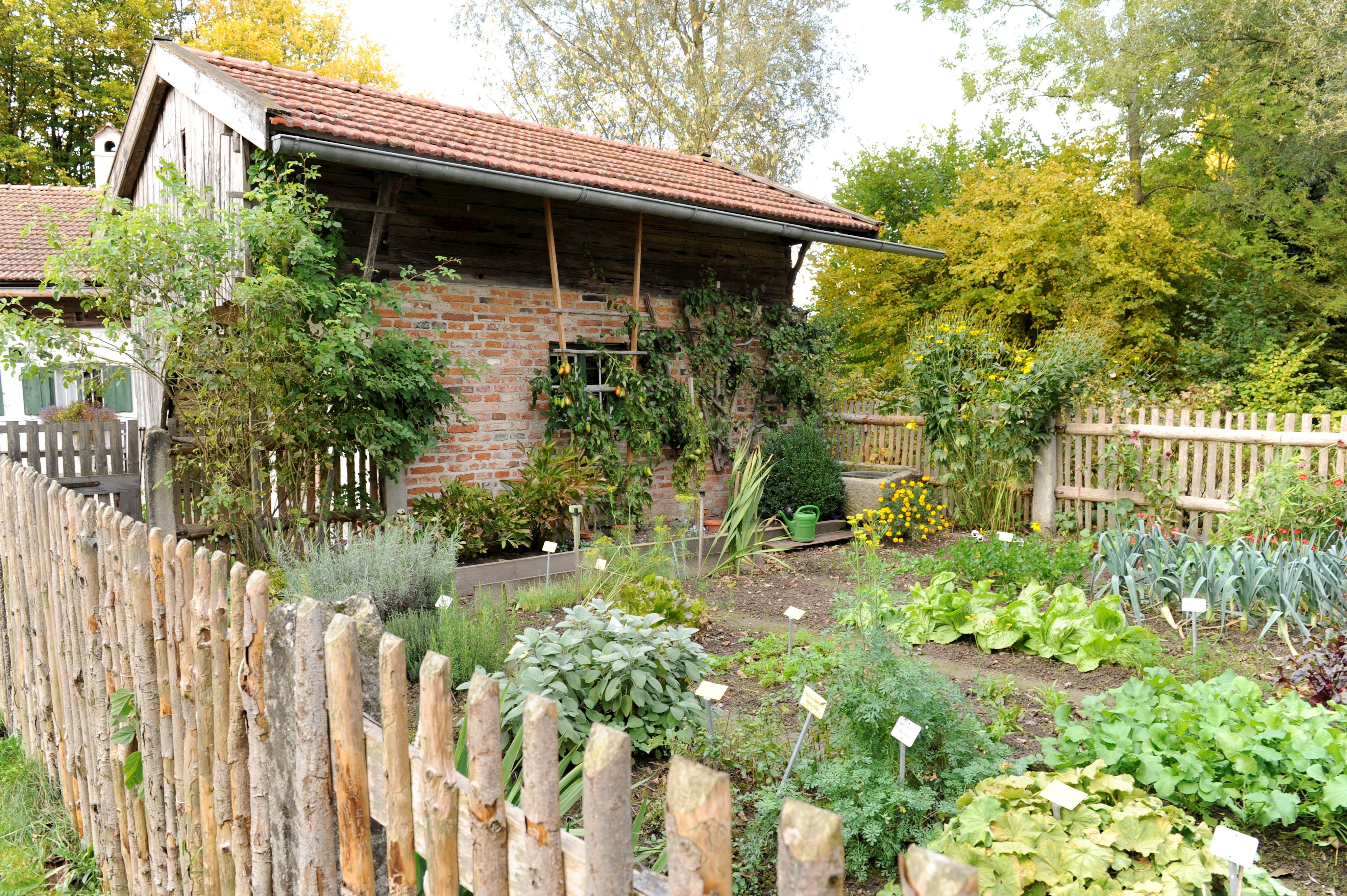 Bauerngarten im Bauernhausmuseum Landkreis Erding