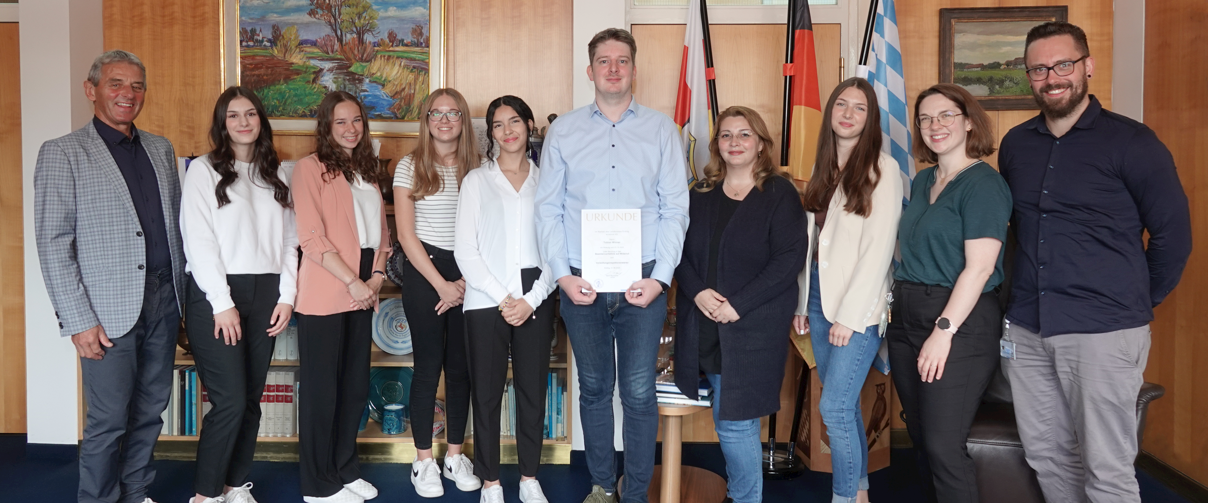 Leider haben wir keinen Alternativtext zu diesem Bild, aber wir arbeiten daran.