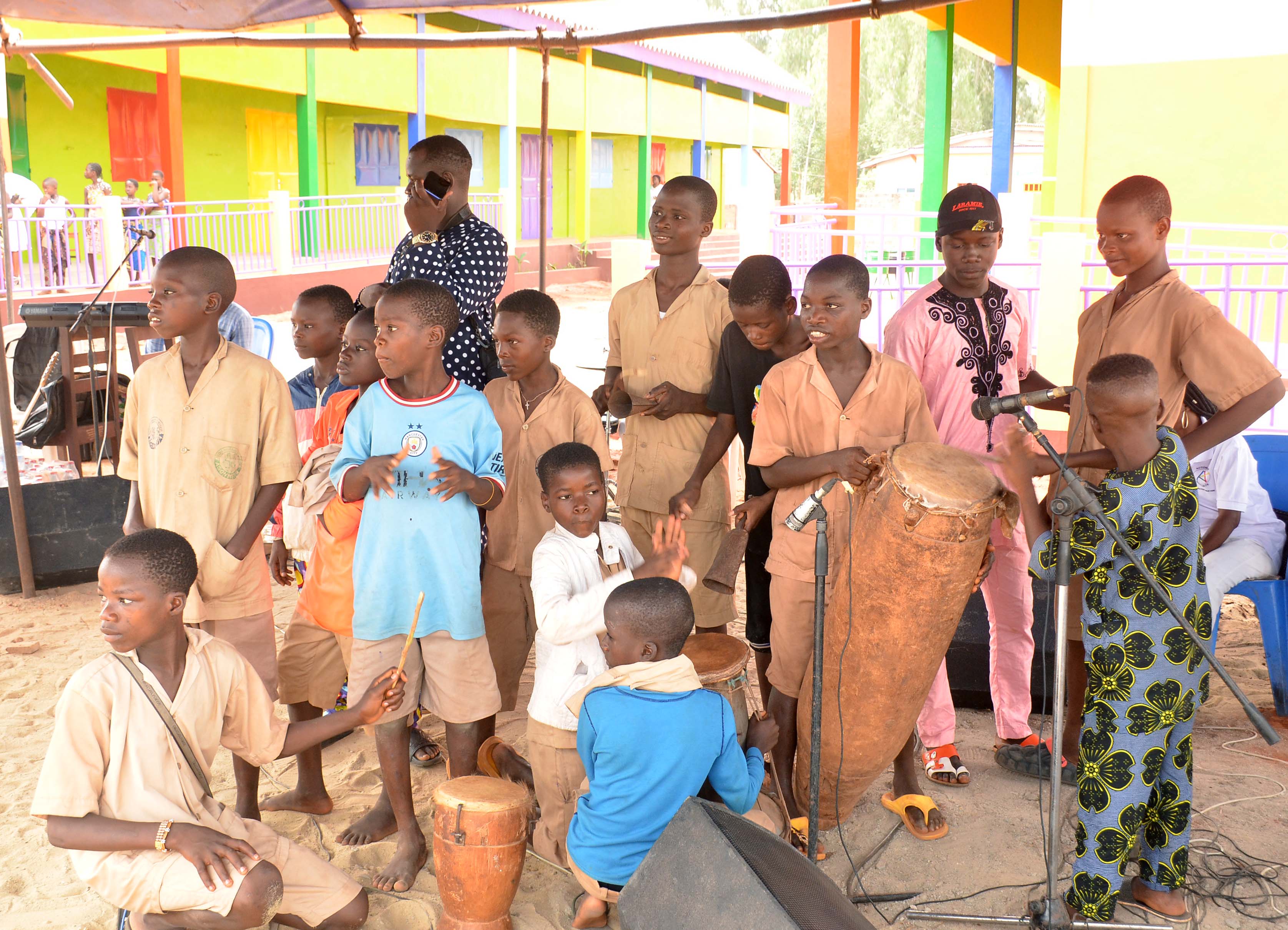 Musikgruppe mit Kindern