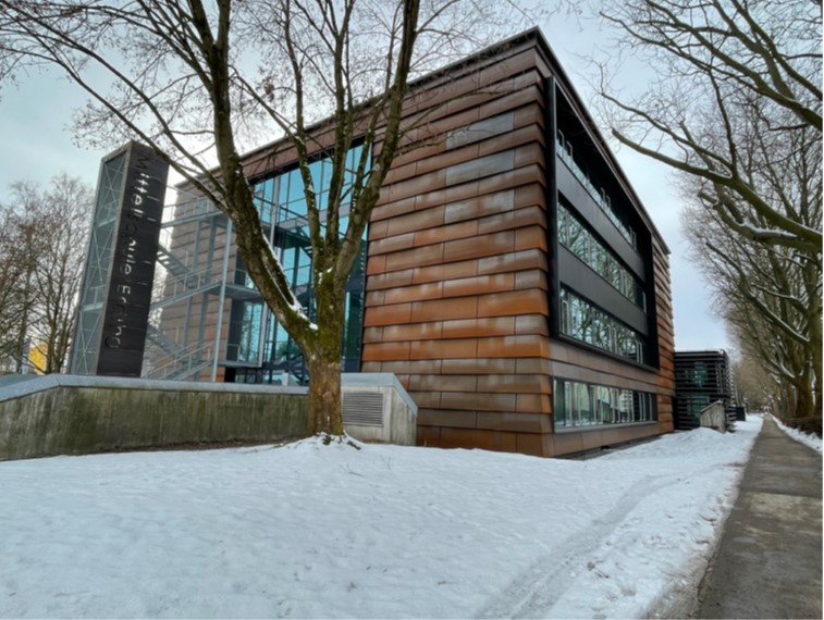 Mittelschule am Lodererplatz Erding Fassadenpreis 2023 Kategorie Sanierung Gebäudeerhalt
