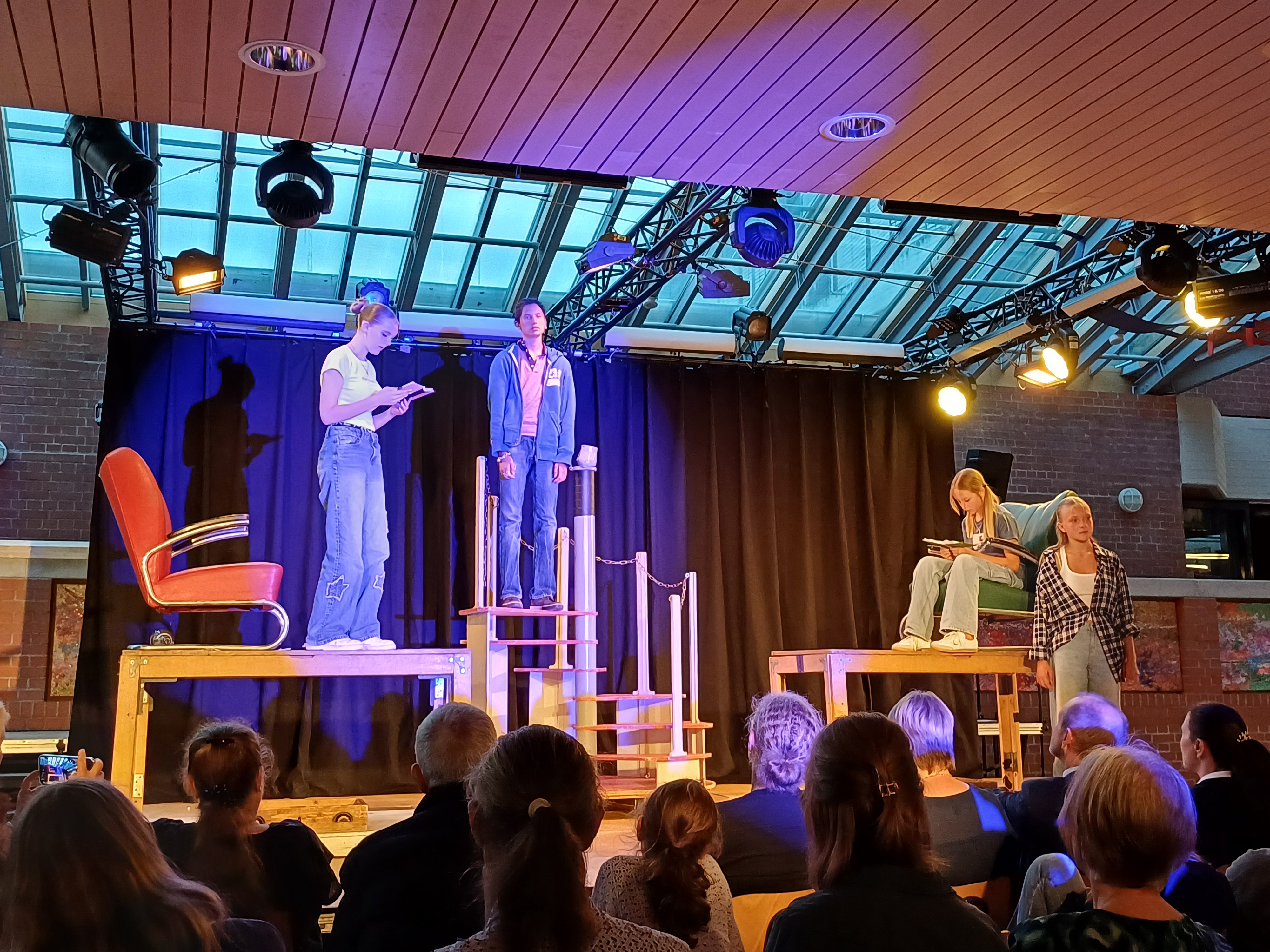 Theaterstück „Icebreaker“ thematisiert Depressionen bei Jugendlichen