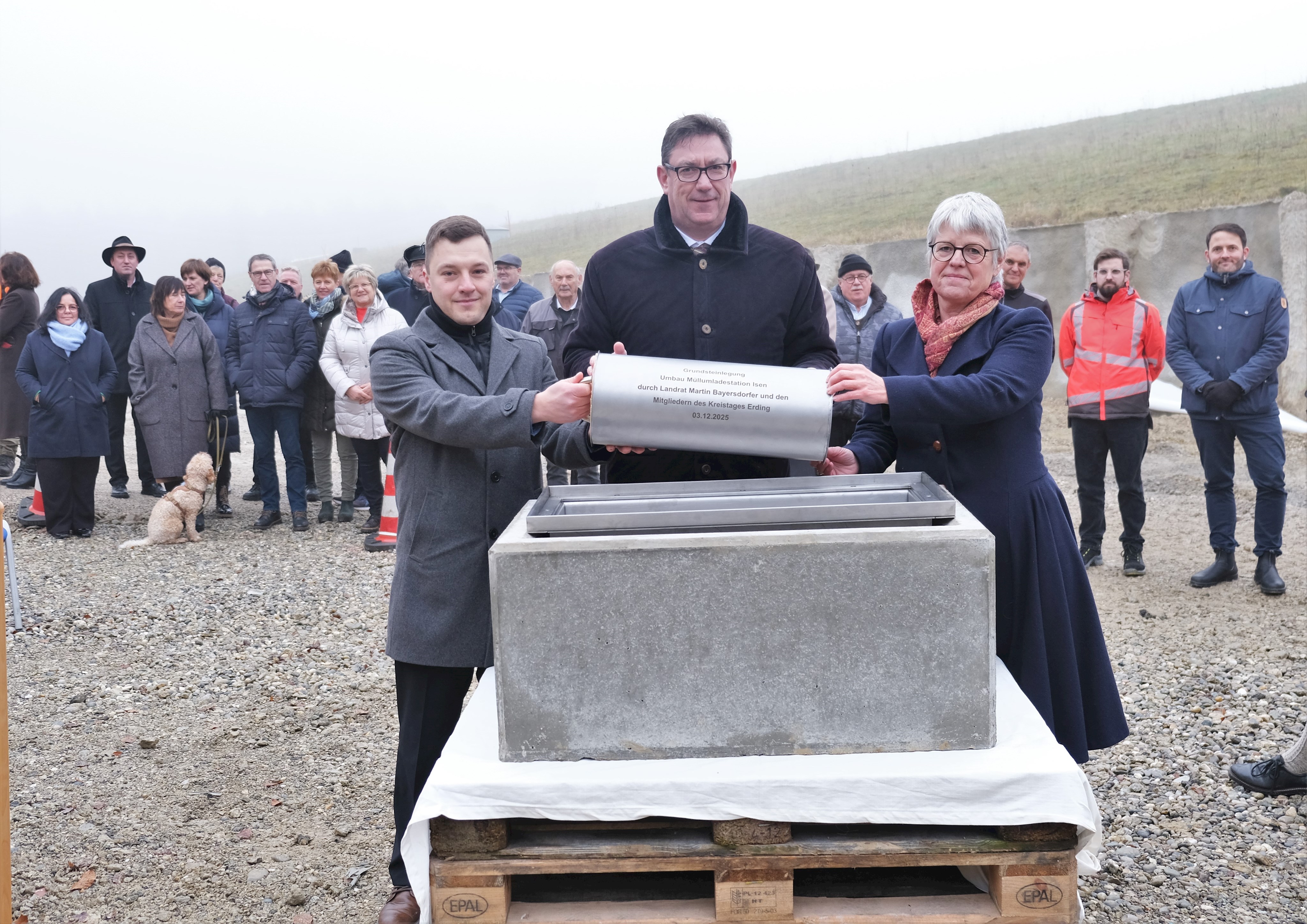 Grundsteinlegung für den Recyclinghof und die Müllumladestation Isen