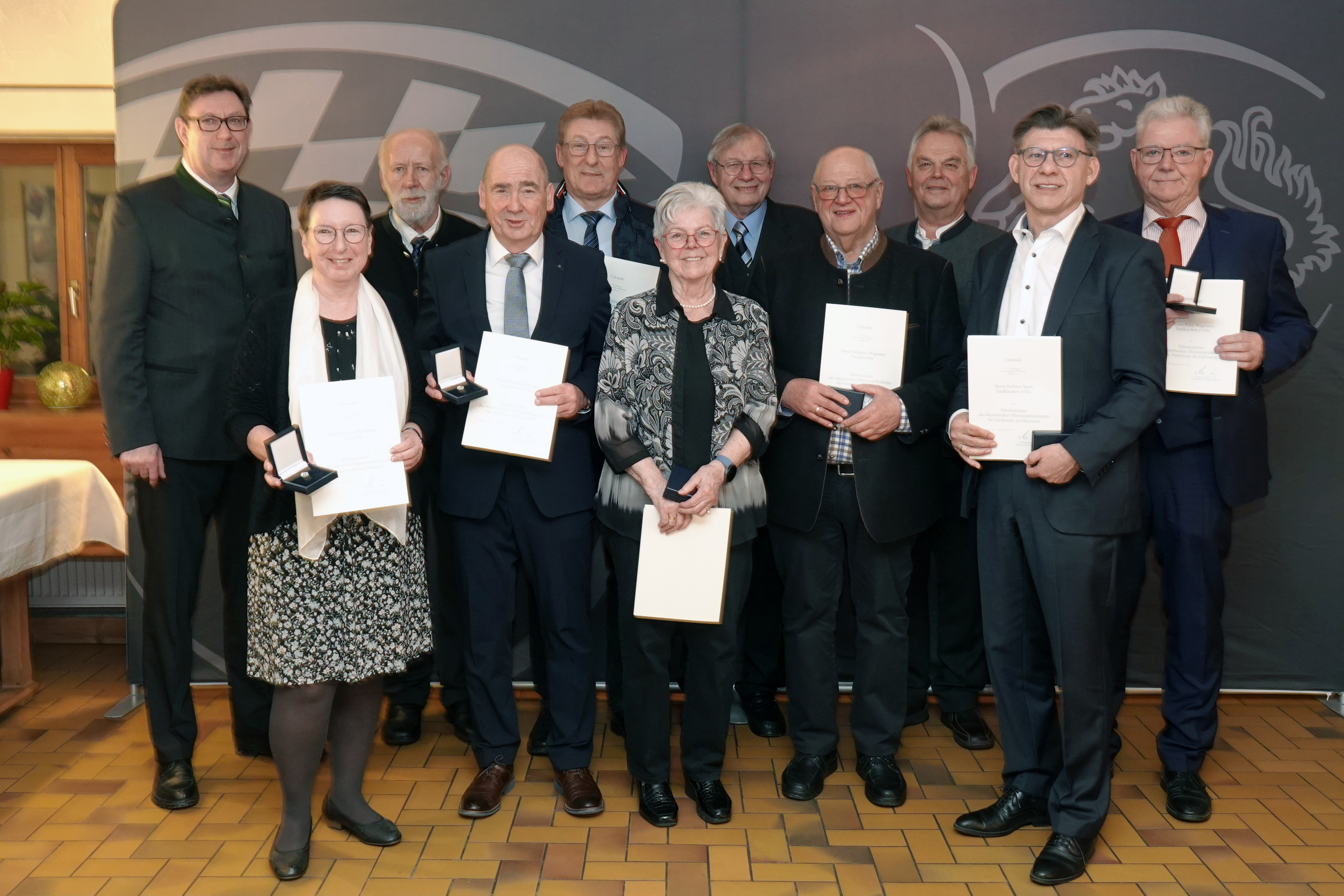 Leider haben wir keinen Alternativtext zu diesem Bild, aber wir arbeiten daran.